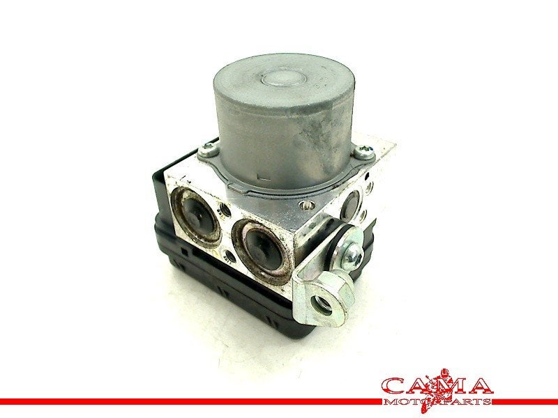 BLOC ABS (FREINS ANTI-BLOCAGE) Yamaha (BC3-85930-00), Dhr. S. di Majo, Utilisé, Info@cama-motorparts.nl, P.J. Troelstraweg 8 8
3144 CX  MAASSLUIS, NL