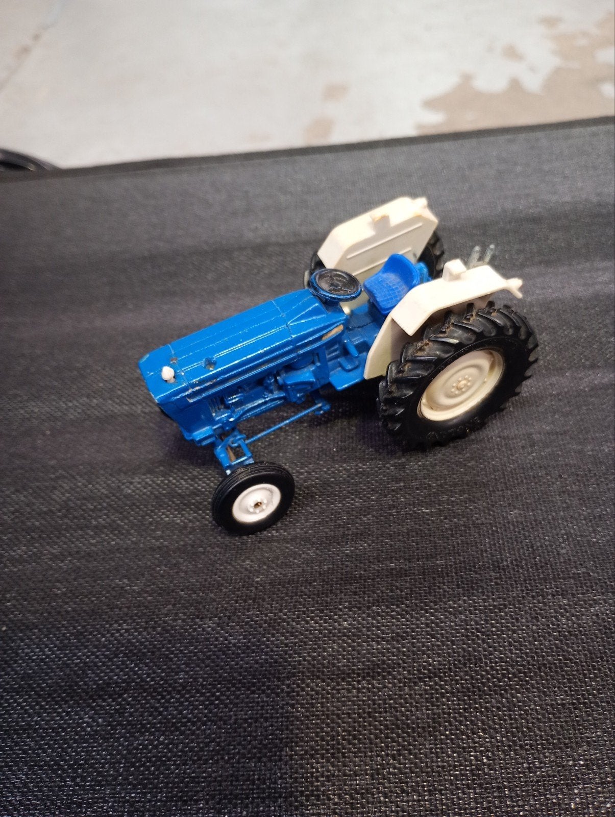 Tracteur Ford, Enlèvement ou Envoi, Britains
