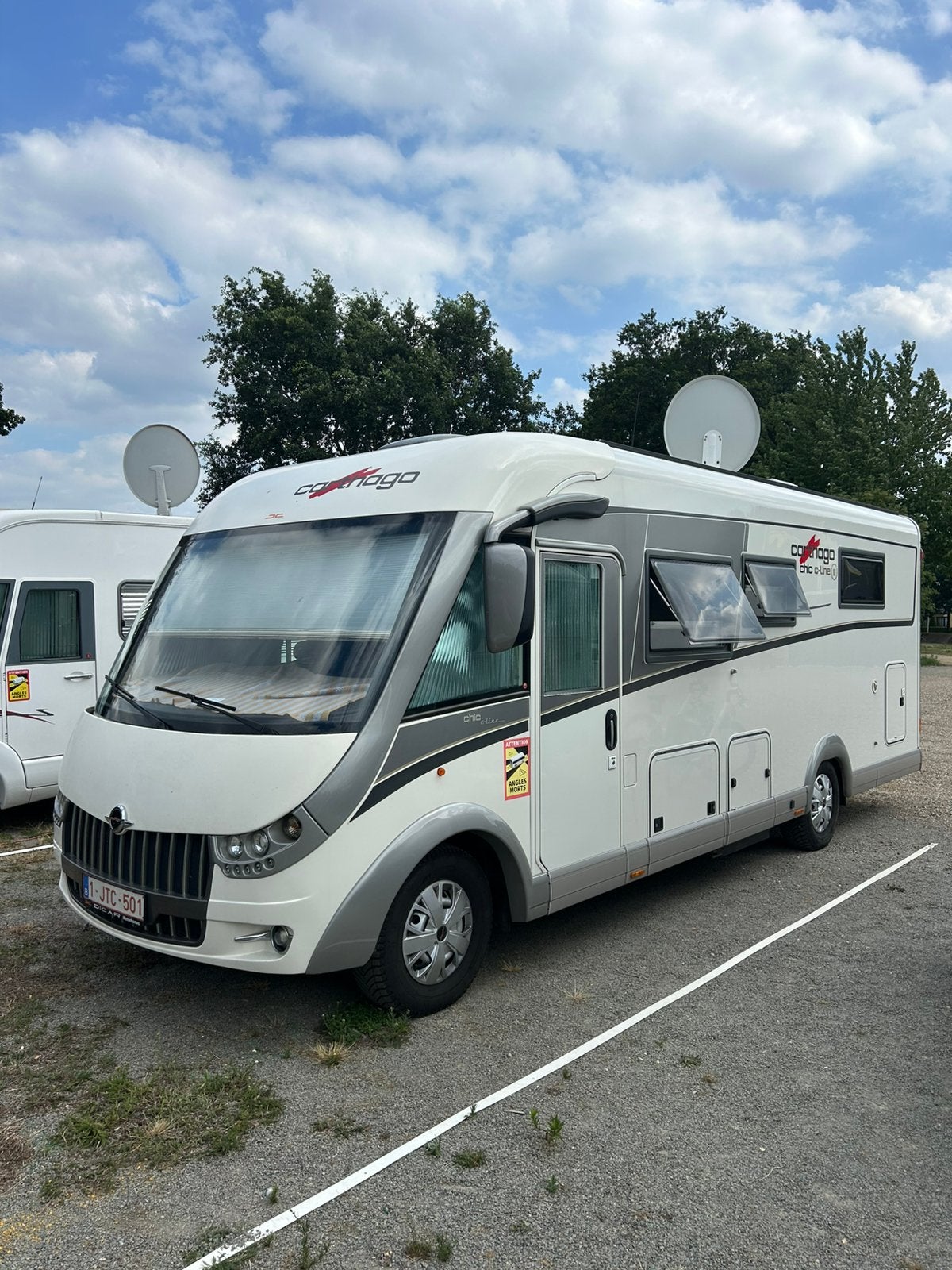 Mooie Carthago zoekt nieuwe eigenaar  !, Caravans en Kamperen, Ringverwarming, Fiat, 7 tot 8 meter, Diesel