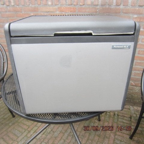 TE KOOP CAMPING KOELKAST ZIE FOTO S, Ophalen, Minder dan 85 cm, 45 tot 60 cm, Zonder vriesvak