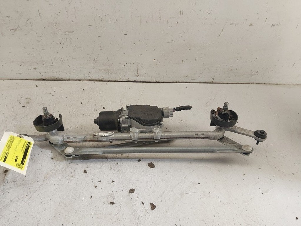 MOTEUR + TRINGLERIE ESSUIE GLACE AVANT Nissan Qashqai (J12), Germany@nissan-services.eu, Kronenweg 38
50389  Wesseling, DE, Utilisé