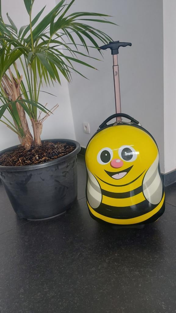 Kindertrolley bijtje, Ophalen