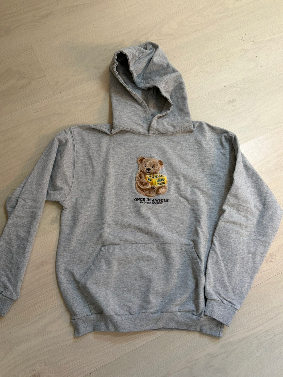 Kaotiko hoodie met beer, Ophalen, Zo goed als nieuw, Maat 36 (S), Grijs