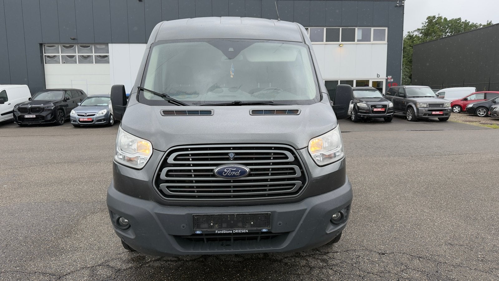 Ford Transit 2.2 TDCi L2H2 AWD LICHTE VRACHT EXPORT, Auto's, Stof, Zwart, 4 cilinders, Bedrijf