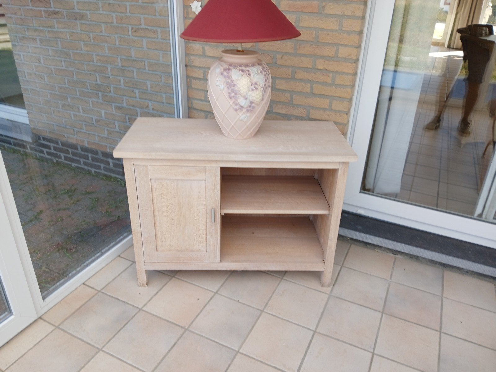 tv kastje, Ophalen
