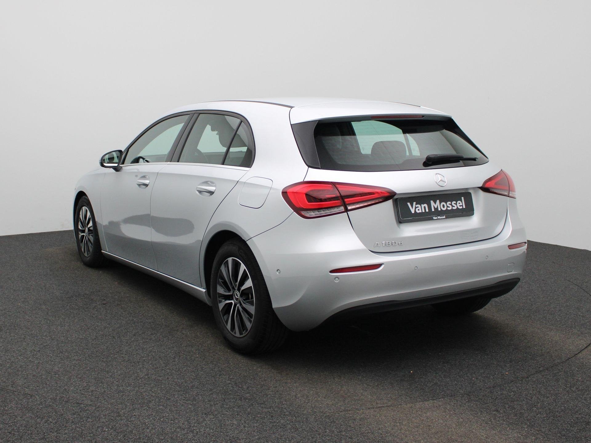 Mercedes-Benz A-Klasse A 180 d DCT Business Solution NAVI |, Emergency brake assist, Gebruikt, Zwart, 4 cilinders