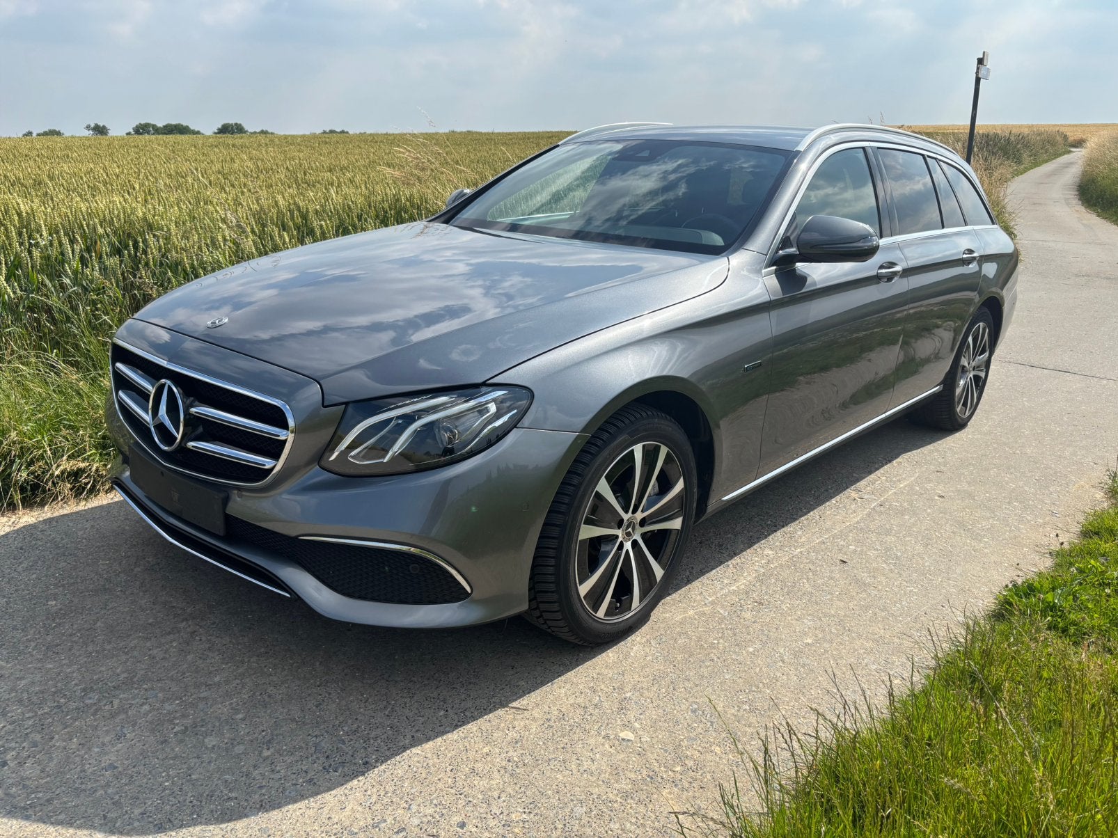 Mercedes E300de Avantgarde plug in hybride,Topstaat, 85000km, Automaat, Achterwielaandrijving, 4 cilinders, Leder en Stof