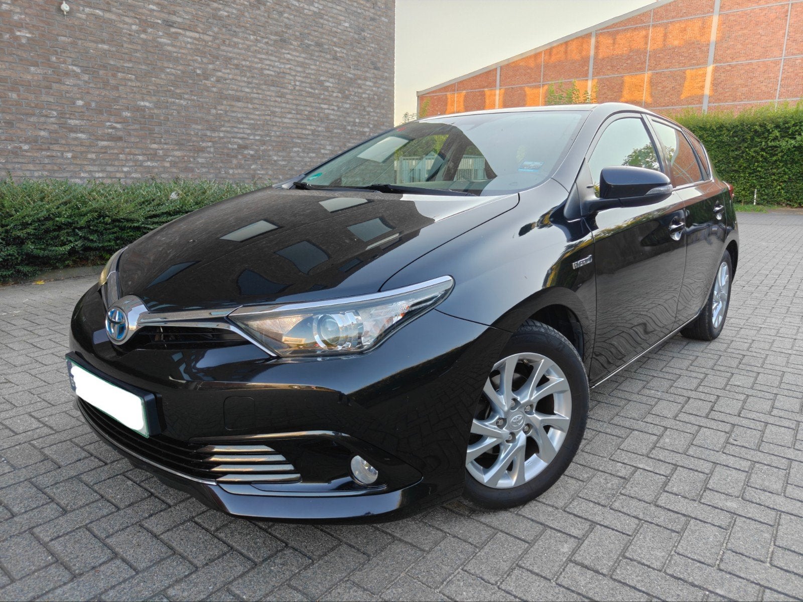 Toyota Auris 1.8 Hybride/ 117.000km/ 2016/ 1st Eigenaar, Automaat, Stof, Zwart, Bedrijf