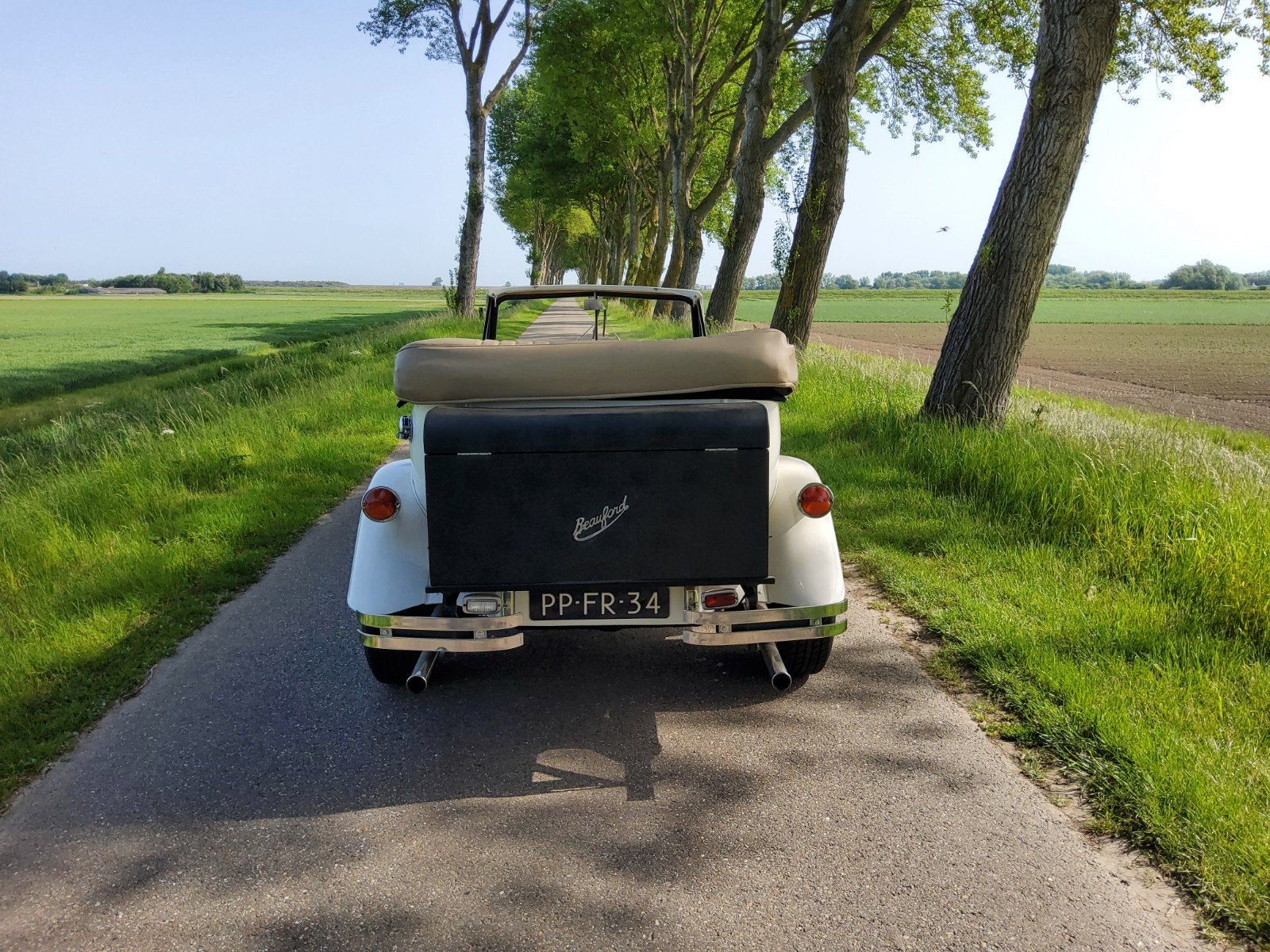 Beauford Series Cabrio 1981, foto 3