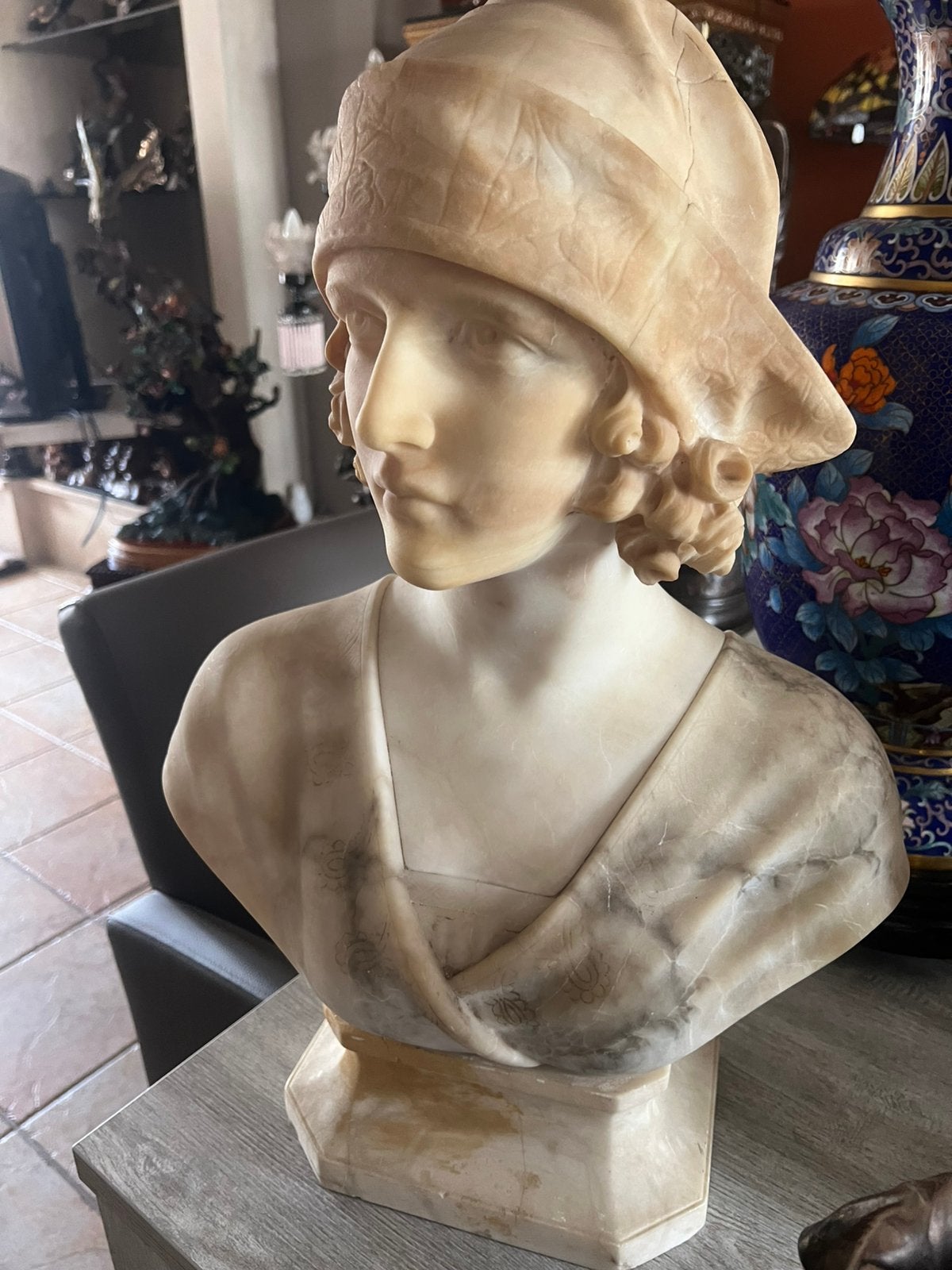 Grote albasten vrouw buste  A.michelotti, Enlèvement, Buste, Femme