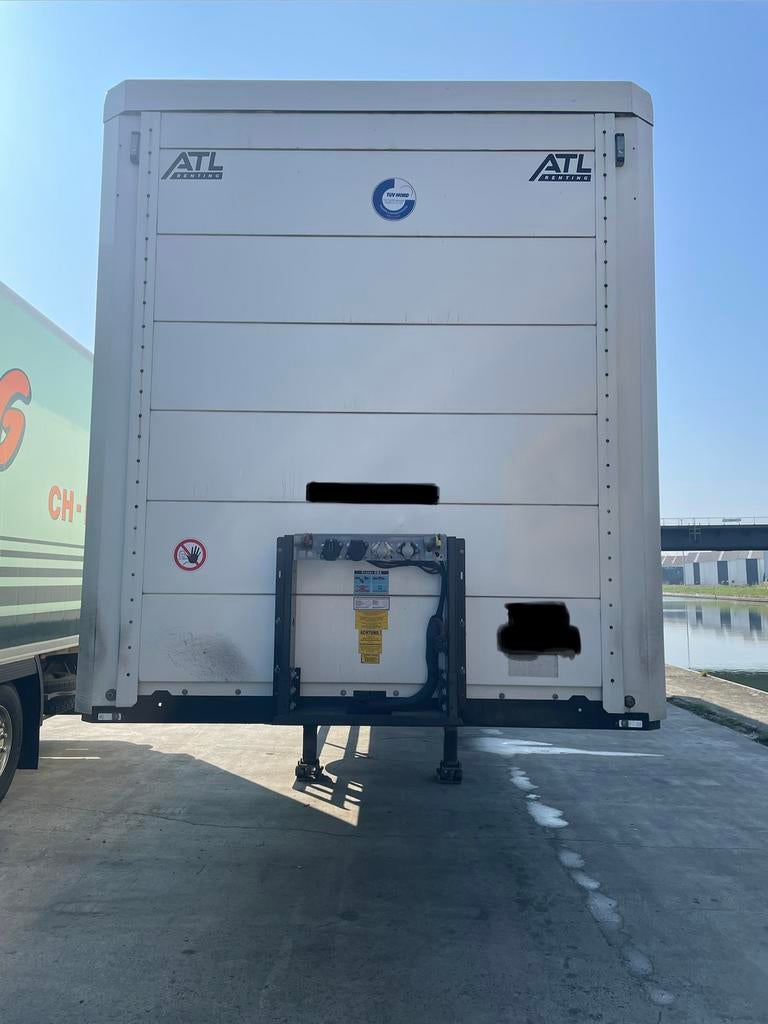 System Trailers, Autos, Camions, Achat, Entreprise, Remorques et Semi-remorques, Blanc