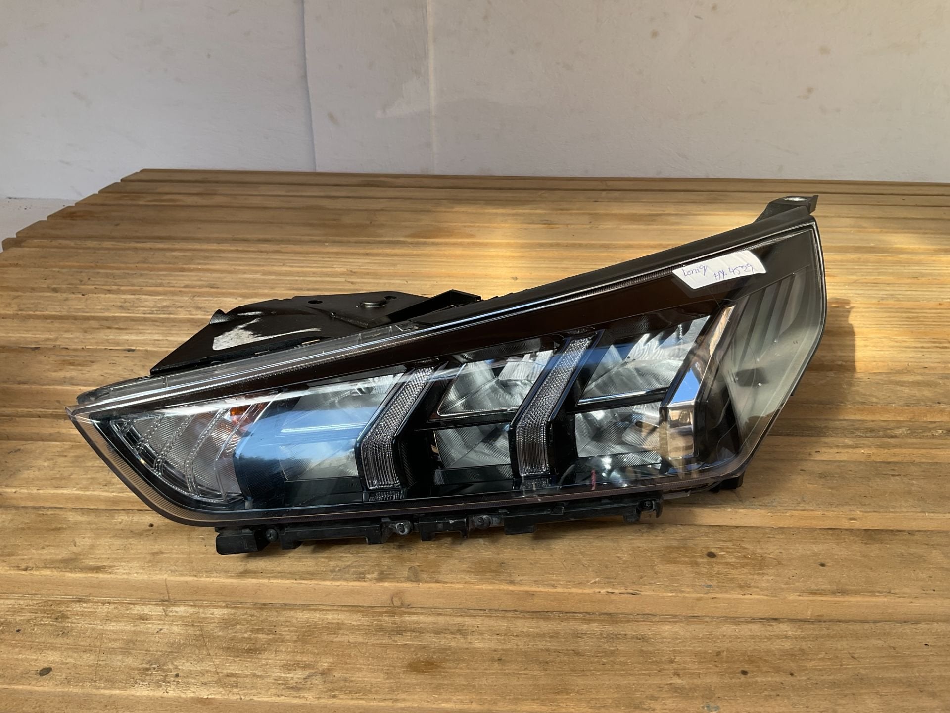 Koplamp Hyundai Ioniq 2019 2022 92101G2200 Links LED b5-4529, Gebruikt, Heolleung-ro 12
06797  Seoul, Info@hyundai.com, Hyundai
