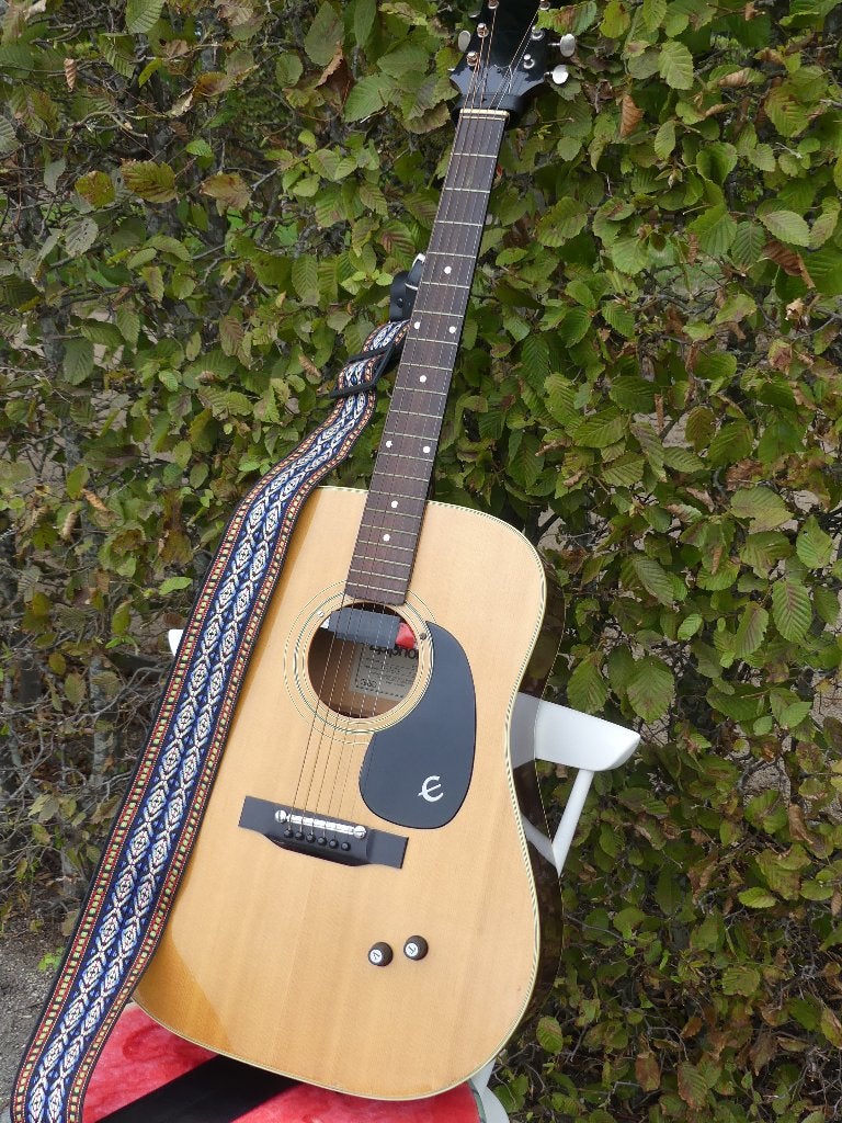 Accoustische gitaar (Epiphone) met elektrisch element, Muziek en Instrumenten, Ophalen, Gebruikt, Overige typen, Met (piezo-)element