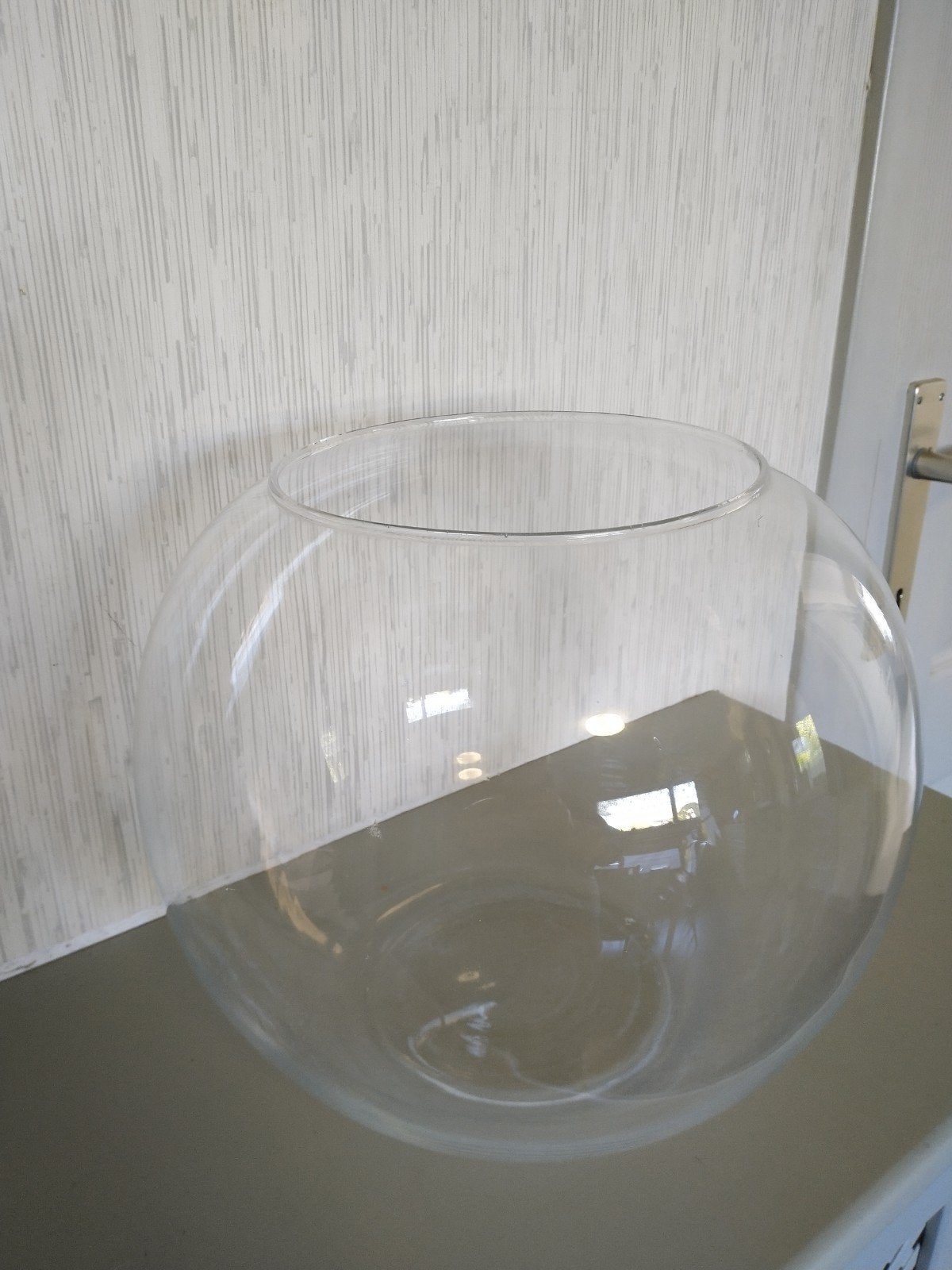 bolvormige vaas ,28 CM H, omtrek 95cm, Ophalen