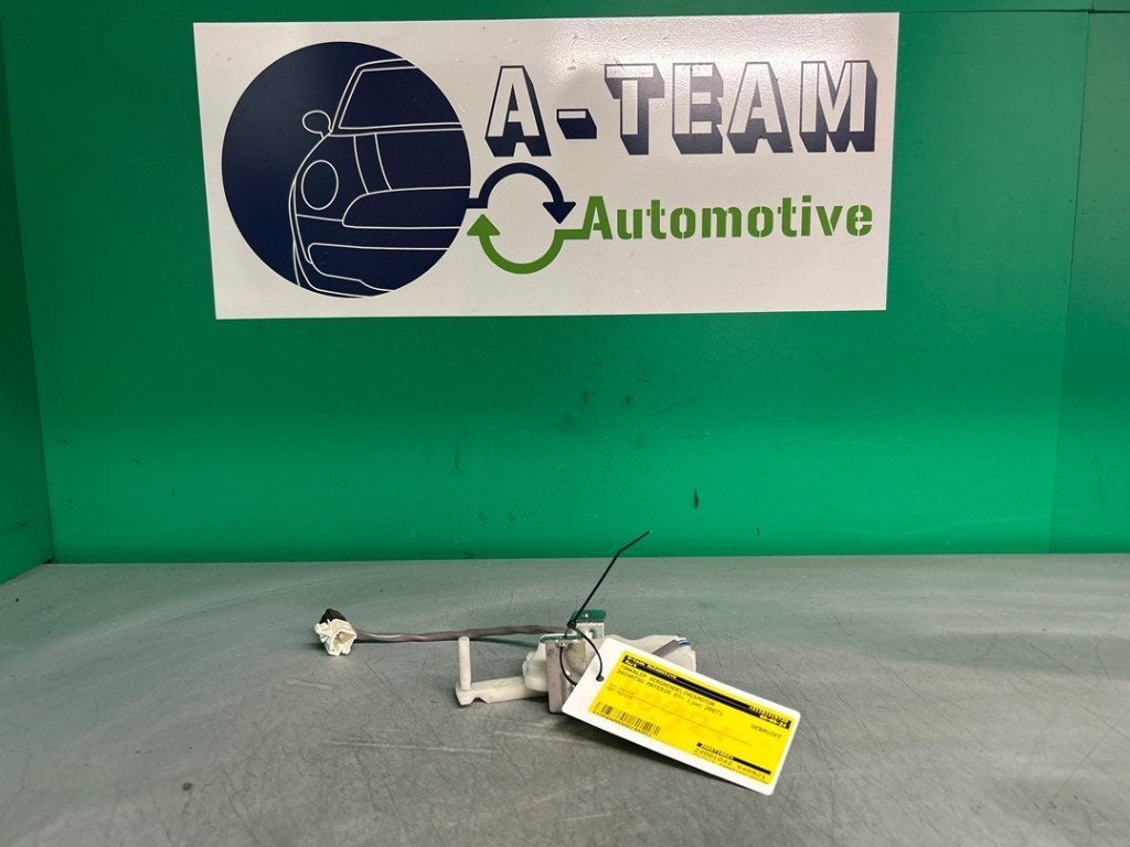 MOTEUR DE VEROUILLAGE TRAPPE DE CARBURANT Daihatsu Materia, Daihatsu, Info@daihatsu.de, Ef D Teile Und Service GmbH, Cannstatter Straße 46
70190  Stuttgart, DE