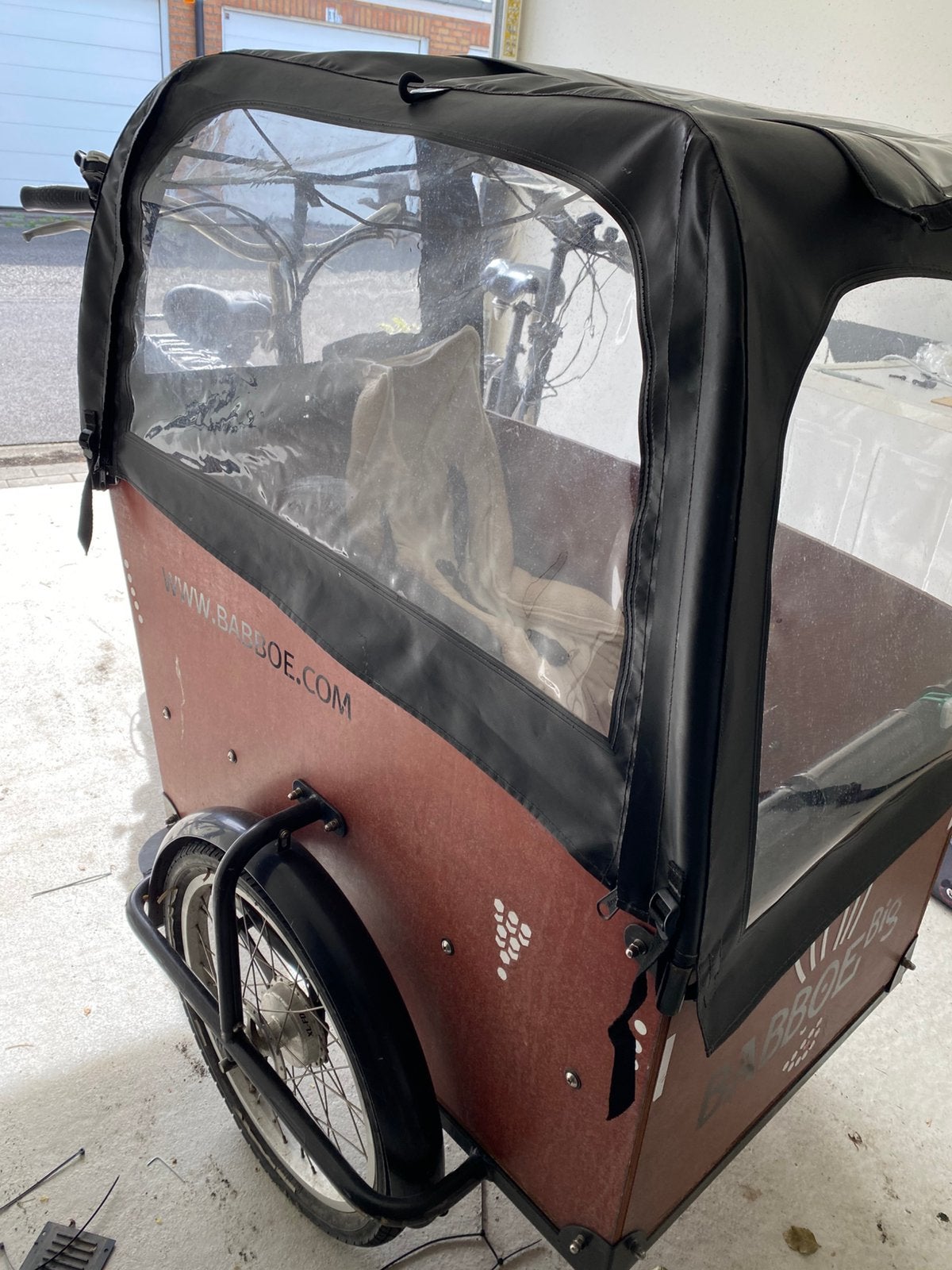 Babboe elektische bakfiets, Fietsen en Brommers, Ophalen, Zo goed als nieuw