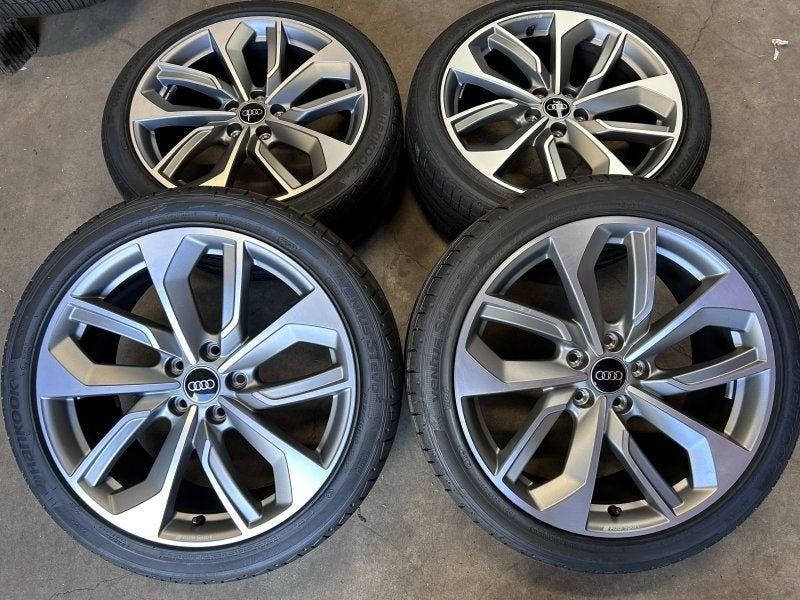 19 inch originele audi sport velgen + zomerbanden Audi Q2, 19 inch, -, -, Banden en Velgen