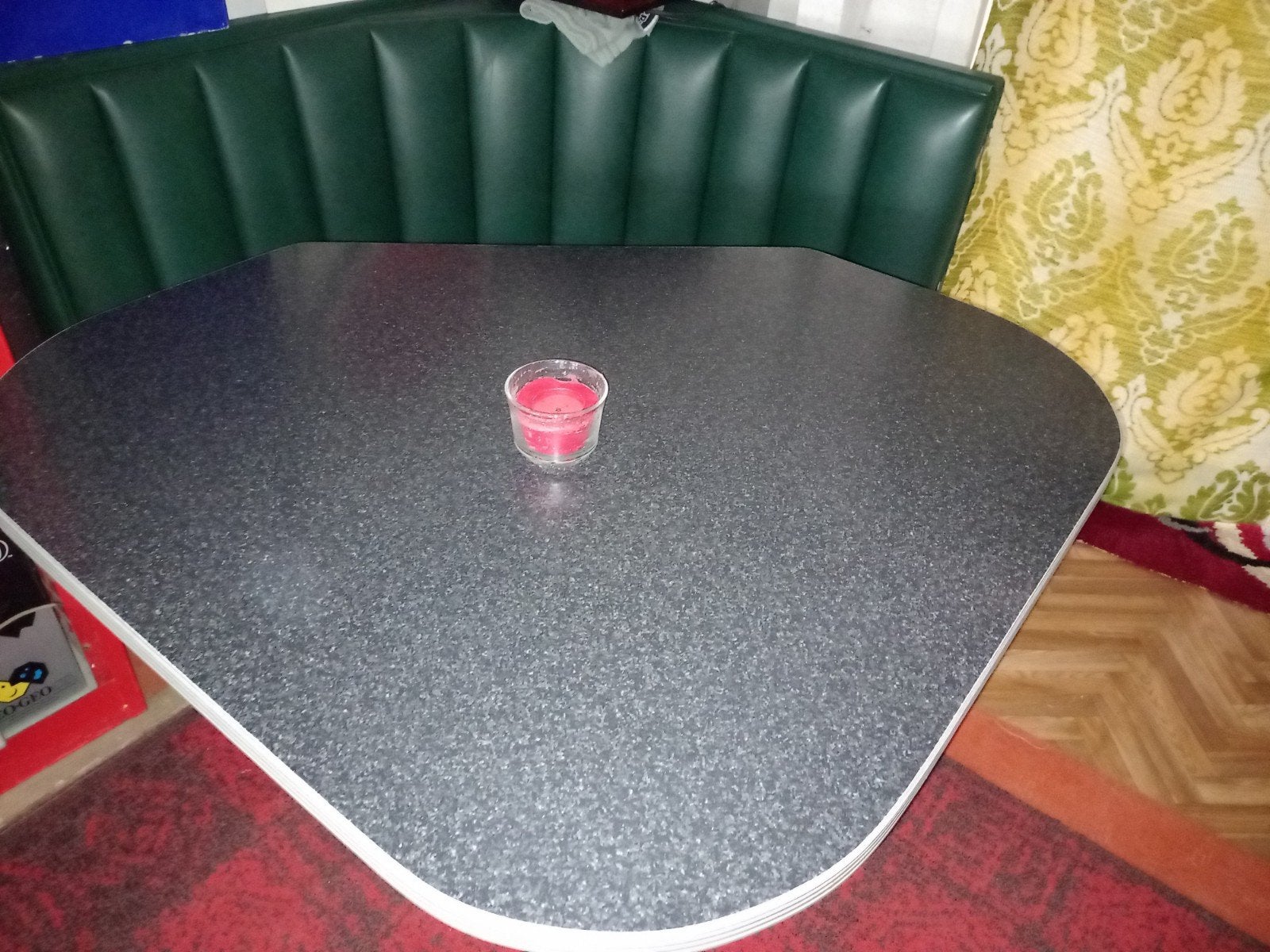 Banquette vintage diner usa en skaï vert avec table restaura, Enlèvement