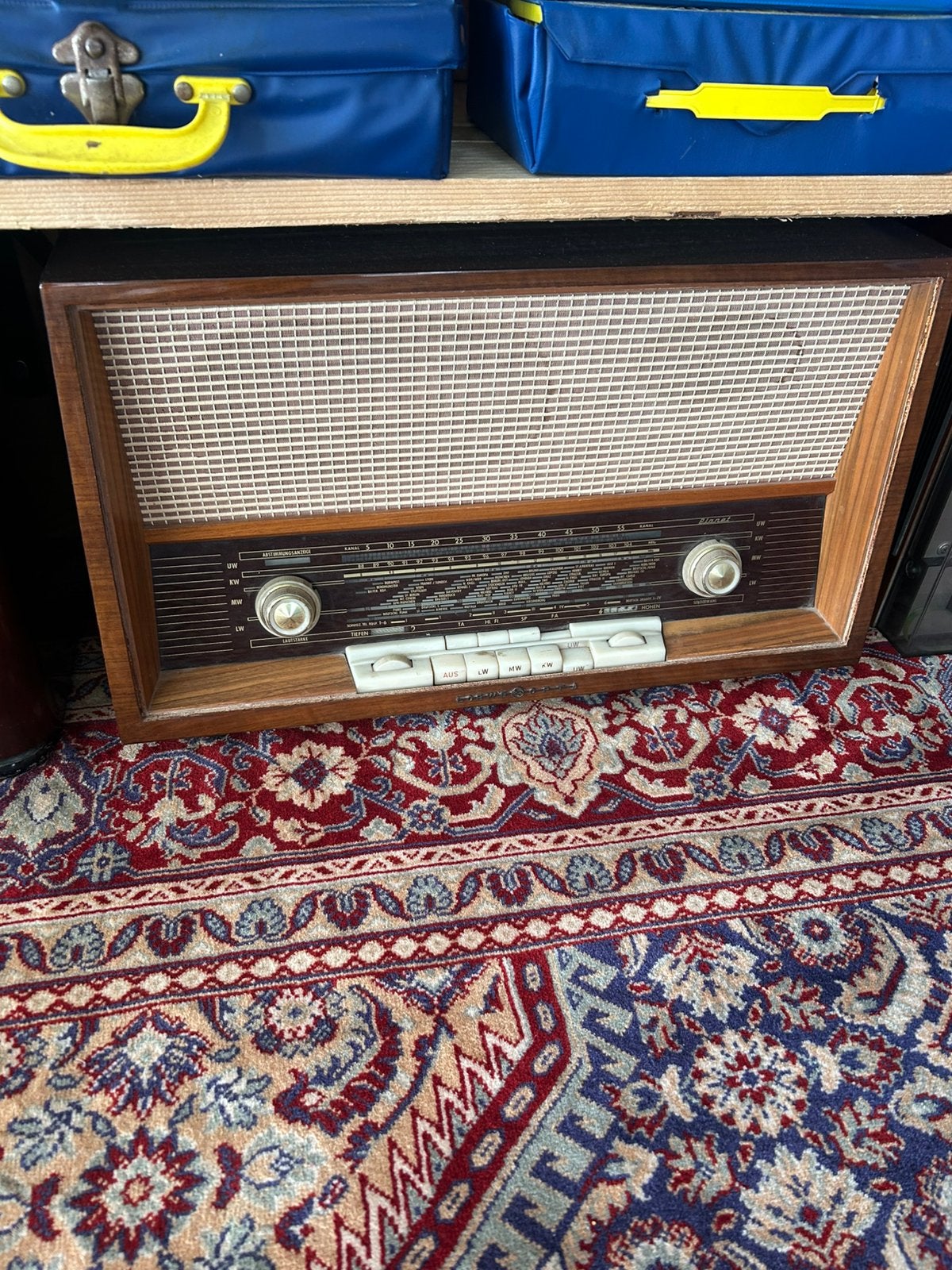 Oude radio, Ophalen, Zo goed als nieuw