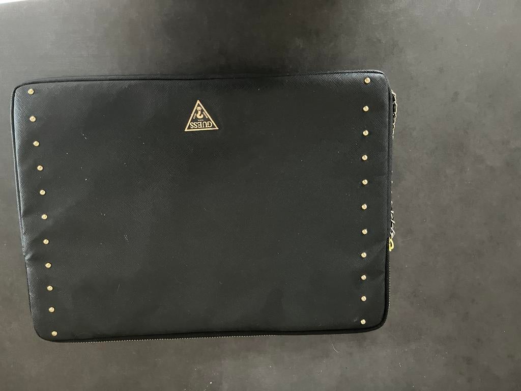 Laptophoes Guess, Computers en Software, Laptophoezen, Ophalen, Zo goed als nieuw