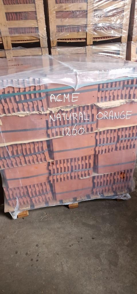 Lot nieuwe rode Tegelpannen 18.000 stuks, Doe-het-zelf en Bouw, Ophalen of Verzenden, Dakpannen