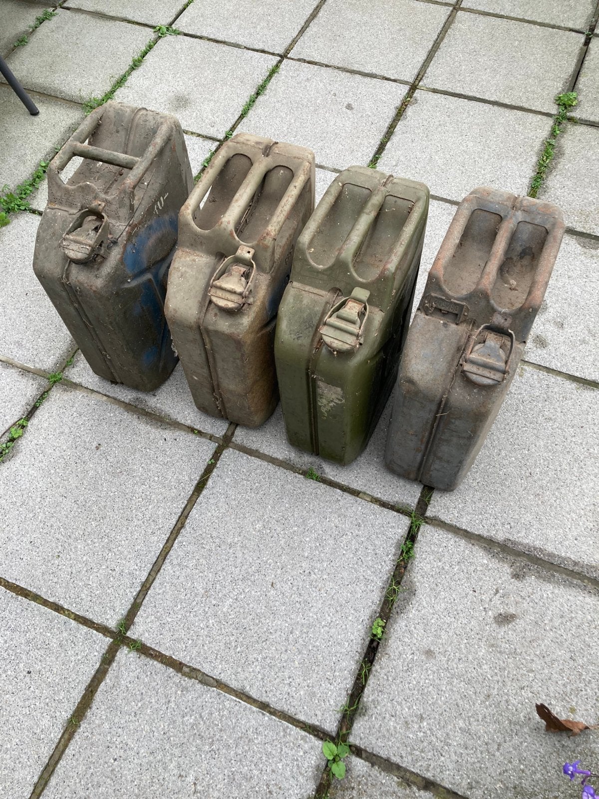 Jerrycan metaal 20 liter 4 stuks, Ophalen, Gebruikt