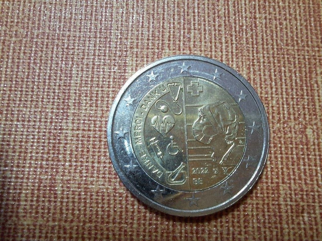 Pièce 2 euros Belgique  - Soins contre le Covid, Timbres & Monnaies, Enlèvement ou Envoi, Belgique, 2 euros