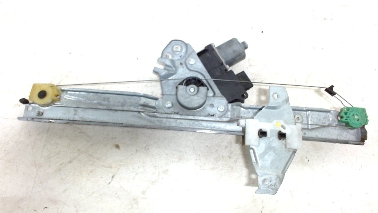 Raammechaniek elektrisch rechts voor Peugeot 308, Onderdelen@venauto.nl, Van der Ven Autorecycling B.V., Gebruikt, Ettenseweg 76, 4706 PB Roosendaal, The Netherlands