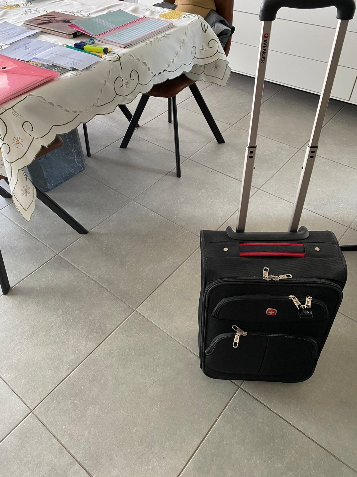 Valise Wenger, Bijoux, Sacs & Beauté, Valises, Enlèvement, Comme neuf