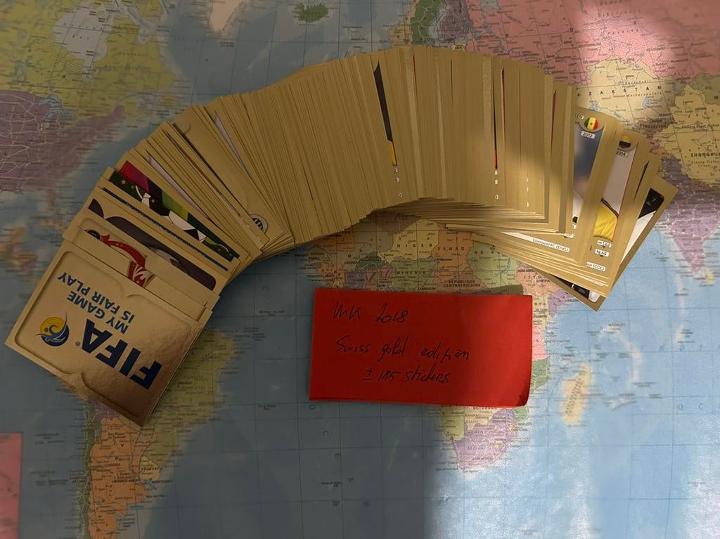 Coupe du monde Panini 2018 : édition Gold suisse, Enlèvement ou Envoi, Comme neuf, Plusieurs autocollants