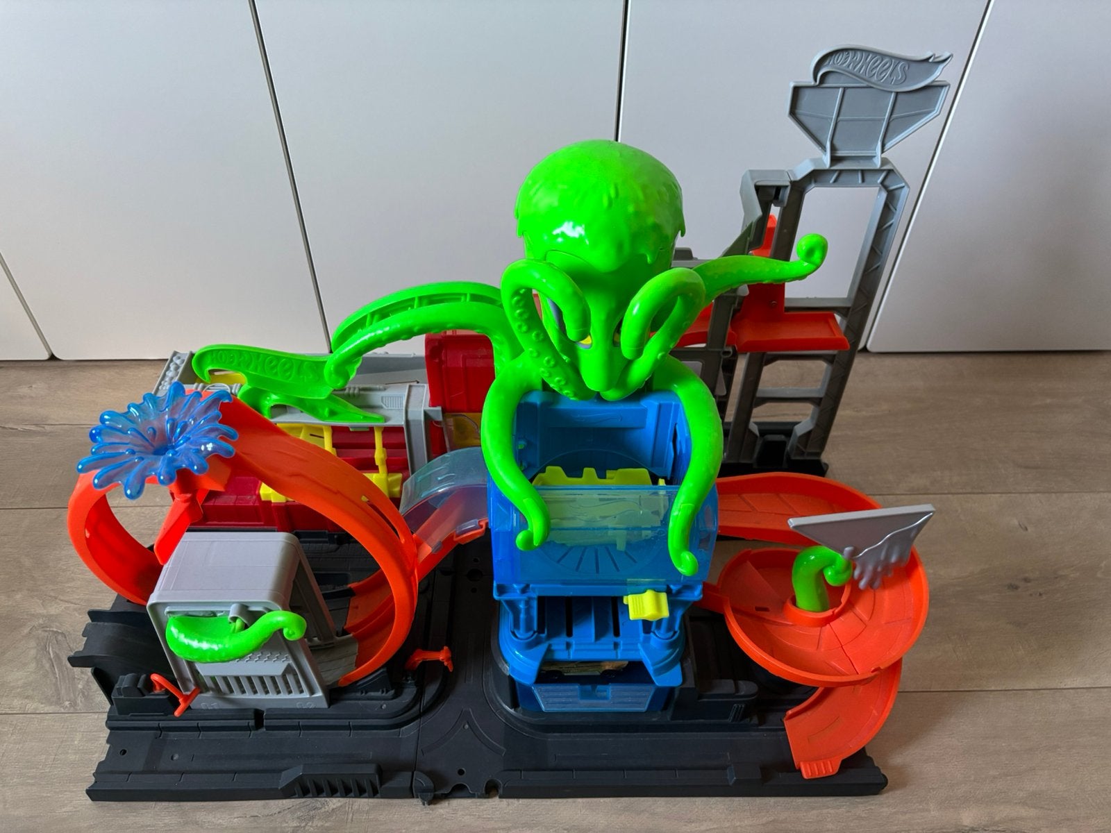 Hot Wheels carwash, Ophalen, Racebaan, Zo goed als nieuw, Hot Wheels