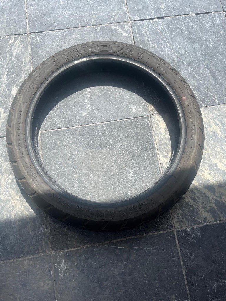 metzeler tourance 110/80 r19 59v voorband, Motoren, Ophalen, Gebruikt