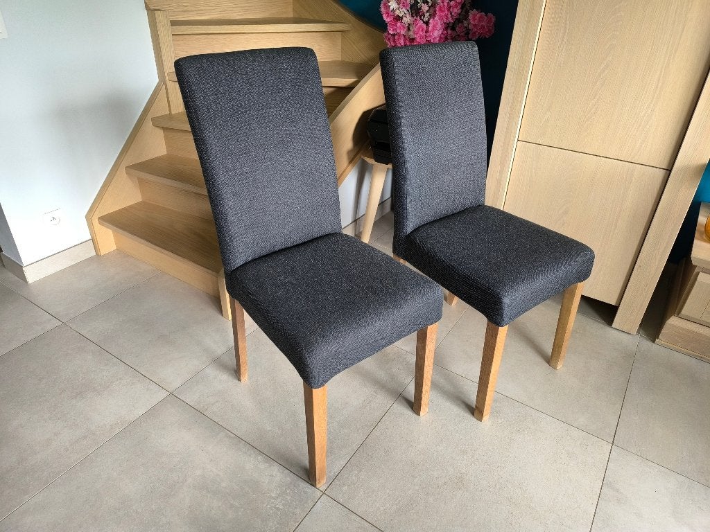 2 ikea Bergmund chaises de salle à manger. En bon état., Maison & Meubles, Chaises, Enlèvement, Utilisé, Tissus, Deux