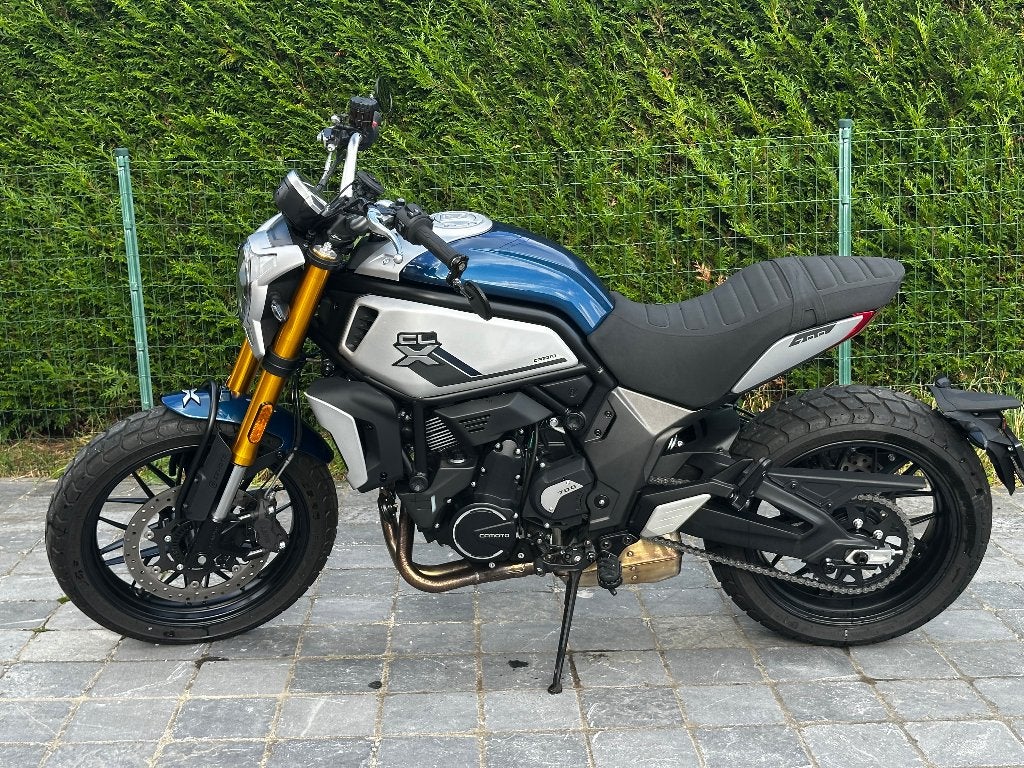 CFMOTO 700 CLX Heritage, Motos, Permis Moto A, Occasion, Plus de 35 kW, 2 cylindres