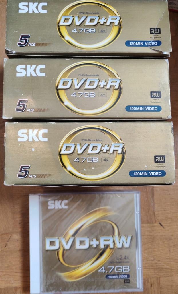 3 boîtes SKC de 4 DVD+R et 2 DVD+RW