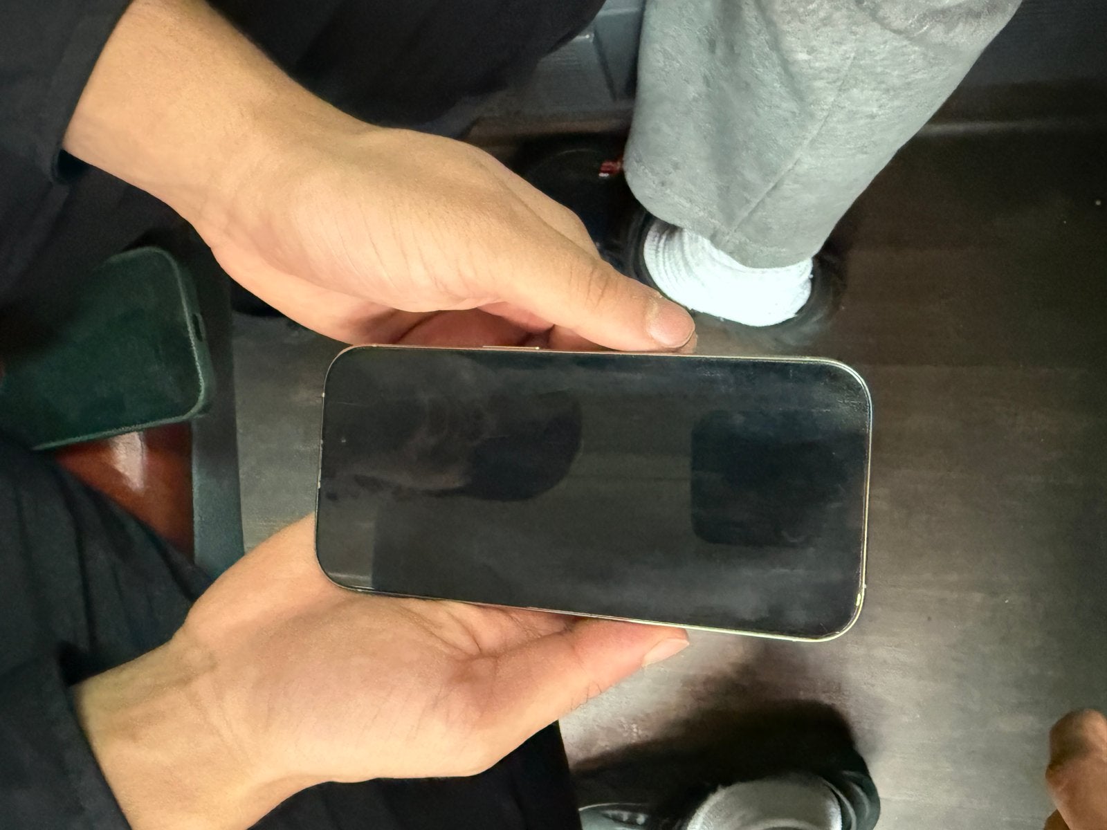 Iphone 16 pro titane, Enlèvement ou Envoi, Utilisé, Apple