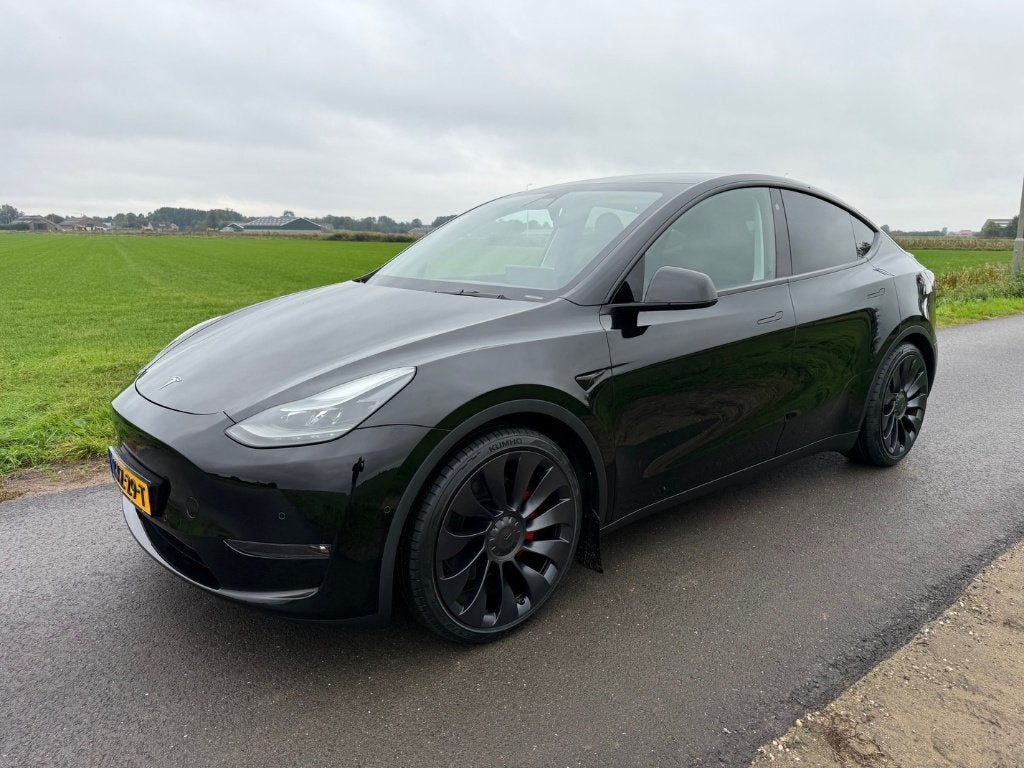 Tesla Model Y AWD Performance 534 PK  € 29.339 ex btw, Auto's, Automaat, 0 cilinders, Zwart, 1972 kg