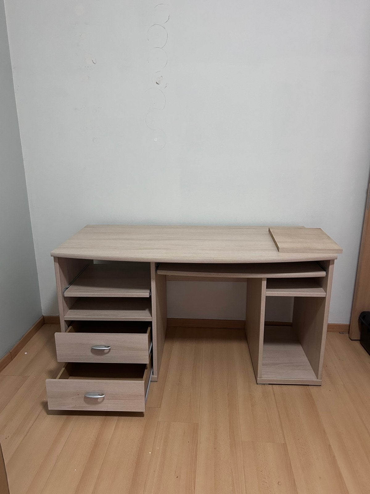 Bureau, Huis en Inrichting, Bureaus, Ophalen, Zo goed als nieuw, Hout, Computerbureau