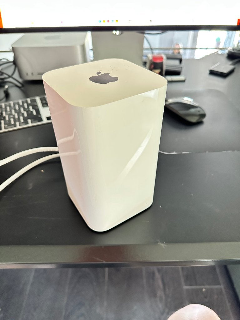 Apple Airport Time Capsule 2Tb, Ophalen, Gebruikt, Router met modem, Apple
