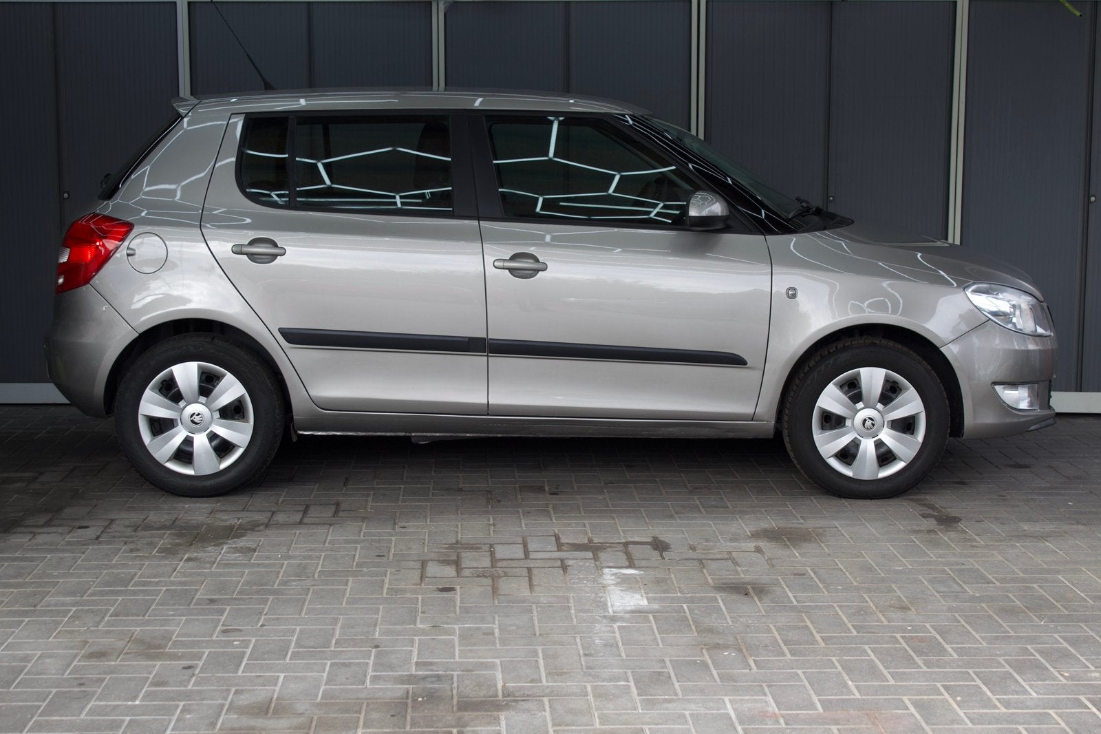 Skoda Fabia 1.2i 74.000KM 1 jaar garantie 1e eigenaar, Auto's, Euro 5, Bedrijf, Handgeschakeld, 5 deurs
