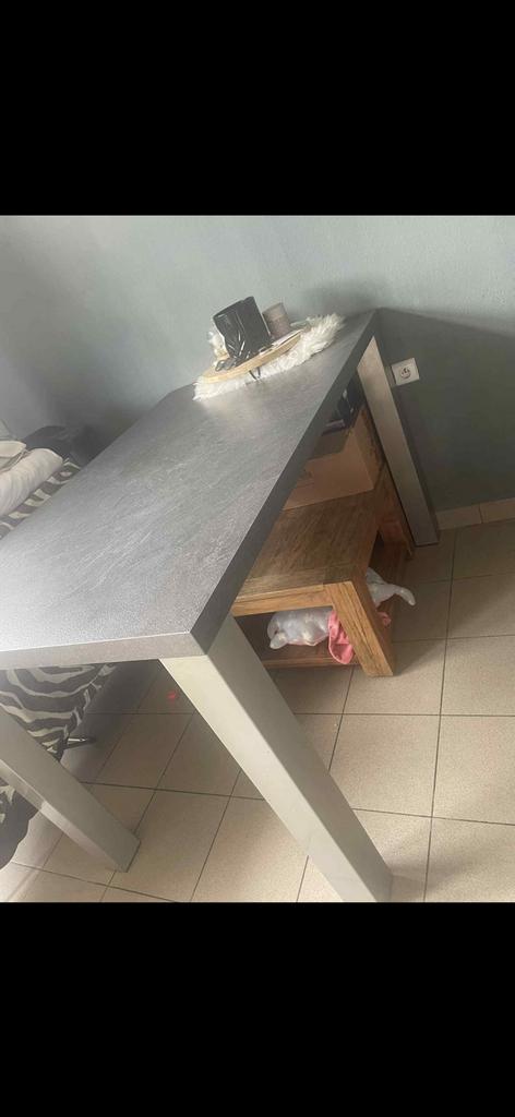 Hoge keukentafel, Ophalen