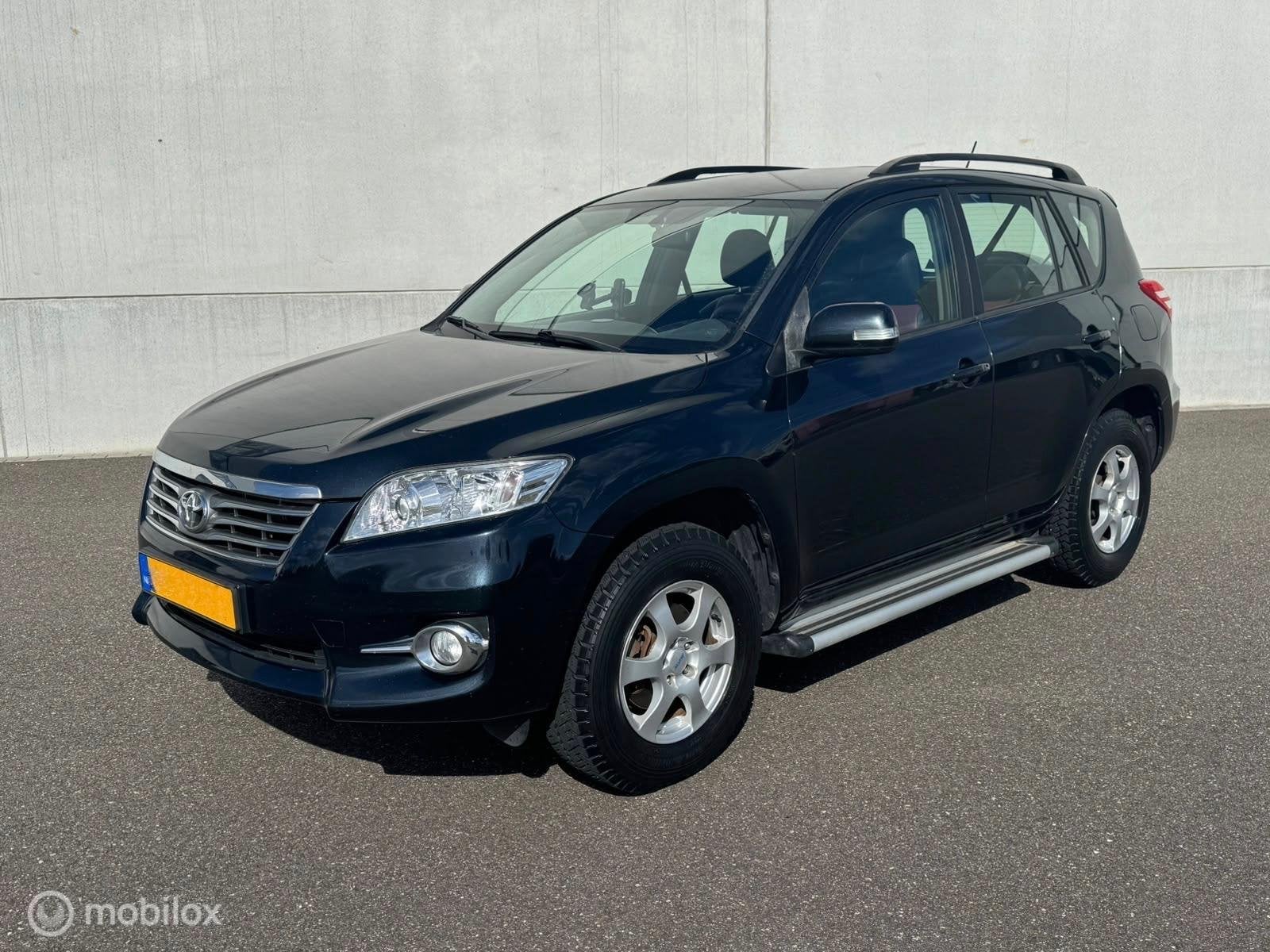 Toyota RAV4 2.0 VVT-i AIRCO EURO 5 APK 05/11/2027, Autos, Cuir, Achat, Intérieur cuir, 2000 kg