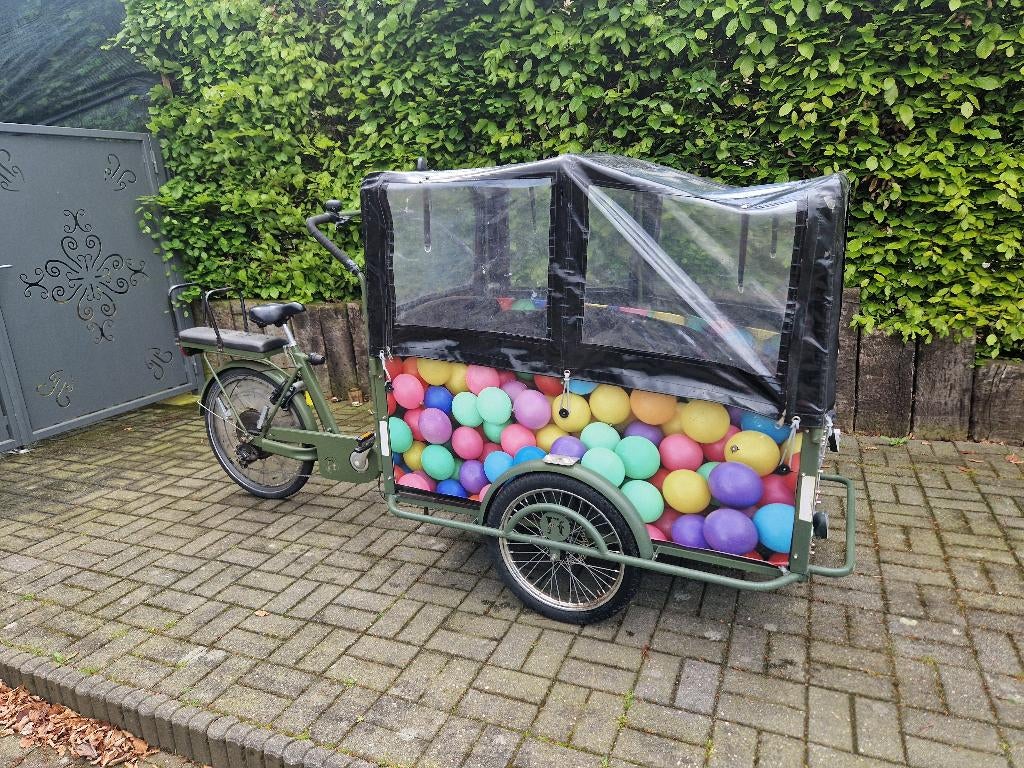 Vélo Backfiets 8/10 kinderen enfant électrique, Fietsen en Brommers, Fietsen | Bakfietsen, Gebruikt, Fietsfabriek, 4 kinderen of meer
