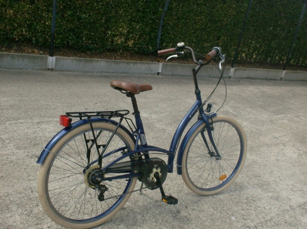 nieuw damesfiets / meisjesfiets .26 inch .lage instap, Fietsen en Brommers, Fietsen | Dames | Damesfietsen, Ophalen, Zo goed als nieuw