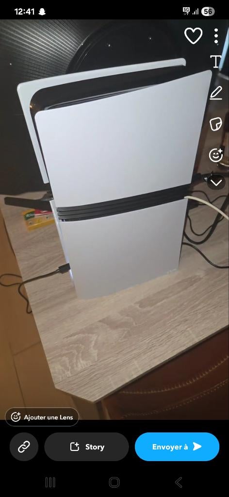 Bonne affaire ps5 pro + ecran samsung g5 + cronus zen, Ophalen, Zo goed als nieuw, Playstation 5