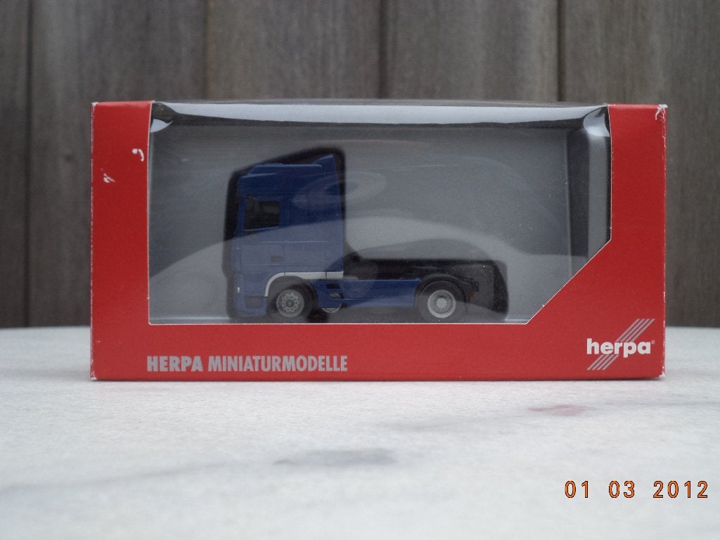 Herpa 1/87, Hobby & Loisirs créatifs, Enlèvement ou Envoi, Comme neuf, Bus ou Camion, Herpa