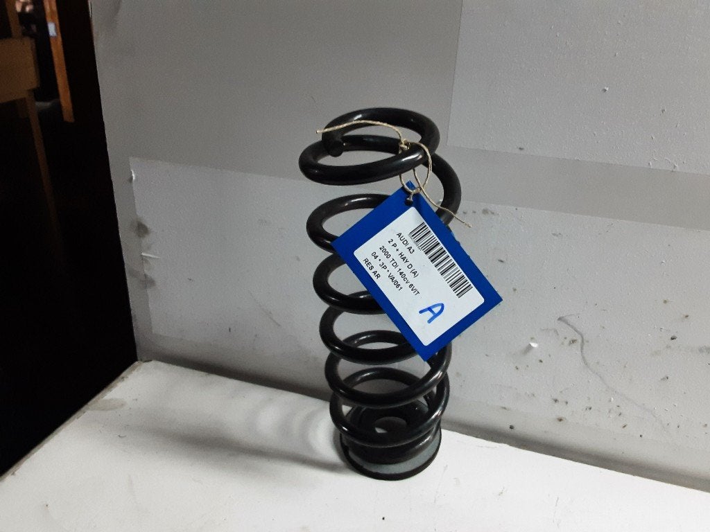 RESSORT DE SUSPENSION ARRIERE Audi A3 (8P1), Mevr. I. Hauben, Audi, Utilisé, Rue de l'Espoir 34 34
4030  GRIVEGNÉE, BE