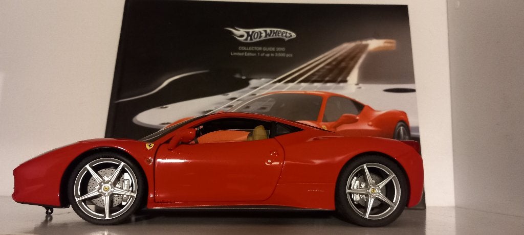 1/18 Ferrari 458 Italia Rosso Corsa 2009 Hotwheels Elite, Enlèvement, Comme neuf, Voiture, Hot Wheels