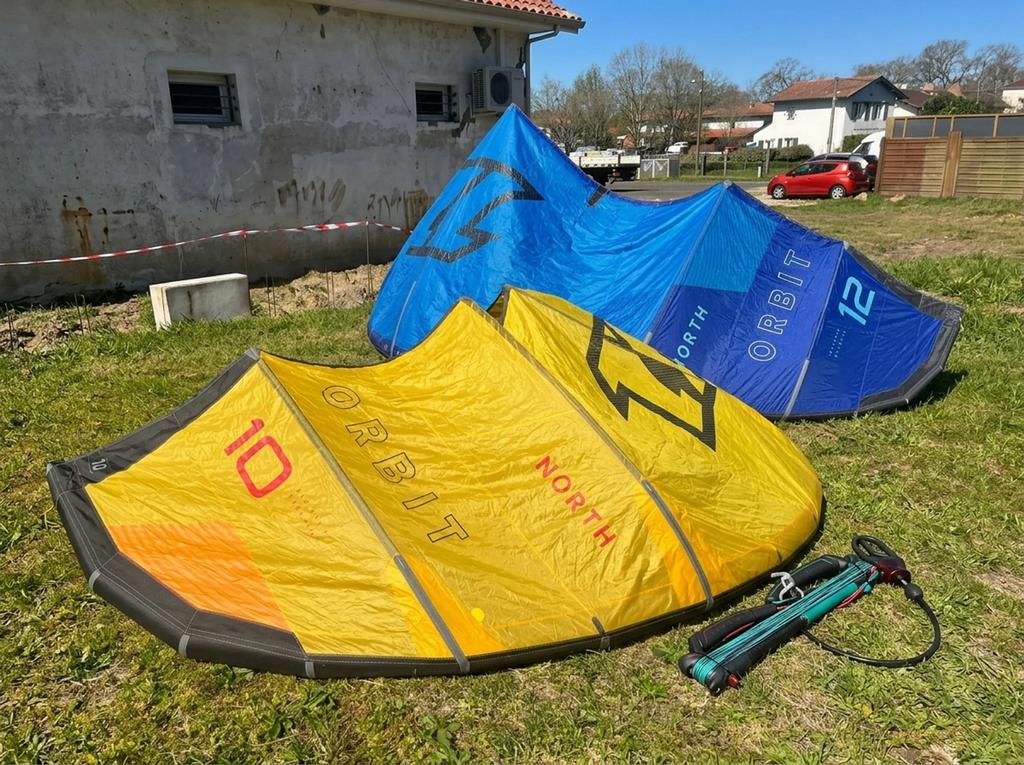 Pack North Orbit 10m (2023) + Orbit 12m (2024) + Barre 2024, Watersport en Boten, Kitesurfen, Ophalen, Kite