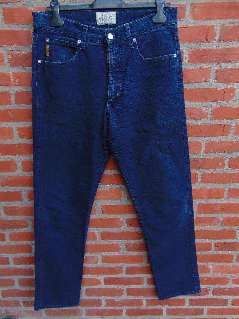 Jeansbroek Armani in uitstekende staat, Kleding | Heren, Ophalen of Verzenden, Gedragen, Blauw, W33 - W34 (confectie 48/50)